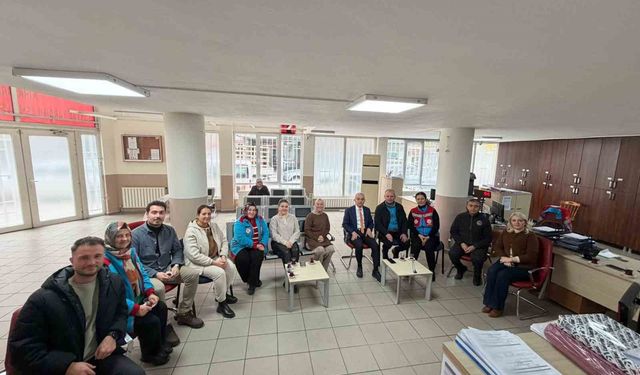 Vali Turan: 'İhtiyaç sahiplerine zamanında ulaştırılan yardımlar toplumsal dayanışmayı güçlendirir'