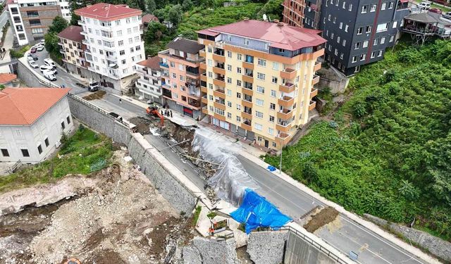 Rize'de çöken yolla ilgili tahliye edilen bina sakinleri 'Biz uyarmıştık' dedi