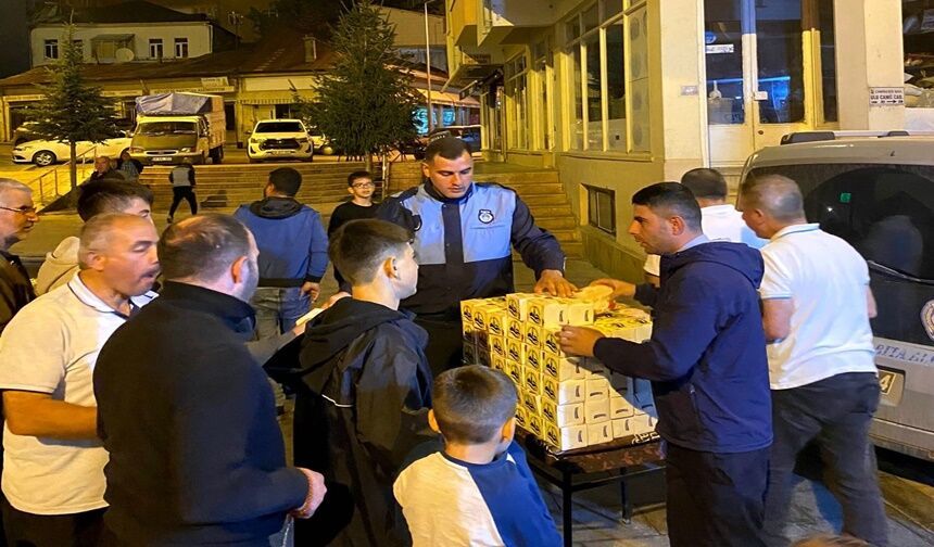 Bayburt Belediyesi Kandil Geleneğini Bozmadı