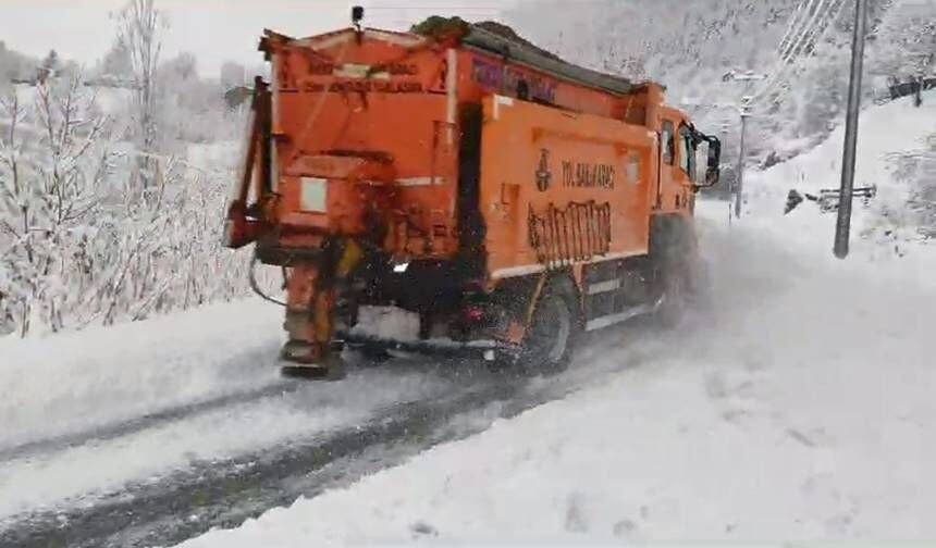 Artvin’de 63 Köy Yolu Ulaşıma Kapandı