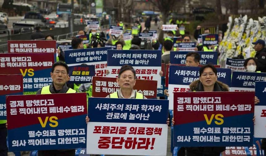 Güney Kore’de görevine dönmeyen doktorlara yasal işlem