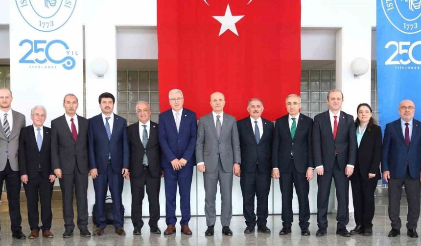Atatürk Üniversitesi, dijital geleceğe emin adımlarla yürüyor