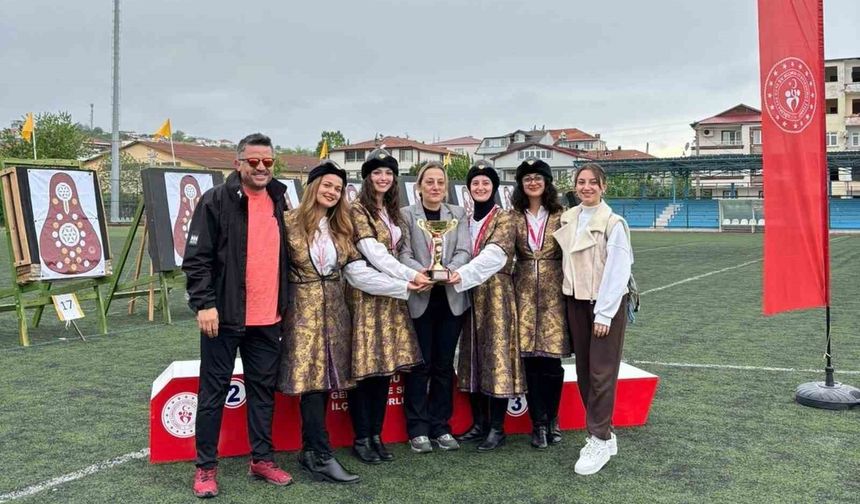 Geleneksel Türk Okçuluk Turnuvası’nda Türkiye Şampiyonu Manisa oldu