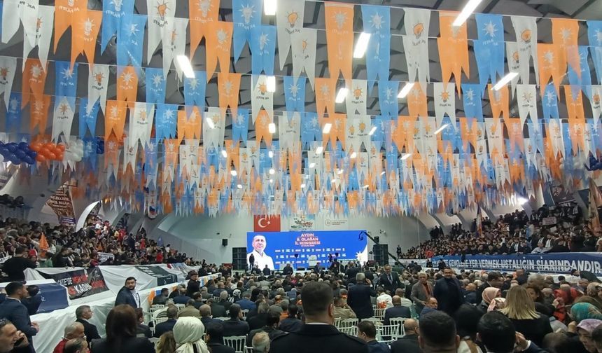 Cumhurbaşkanı Erdoğan: Muhalefet köstek olmasaydı çok daha büyük başarı hikayelerine imza atardık (3)