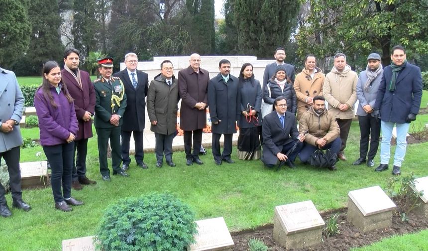 İstanbul - Birinci Dünya Savaşı'nda hayatını kaybeden 122 Hint asker için anma töreni