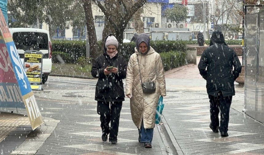 'Altay' kar fırtınası, Yalova'ya ulaştı
