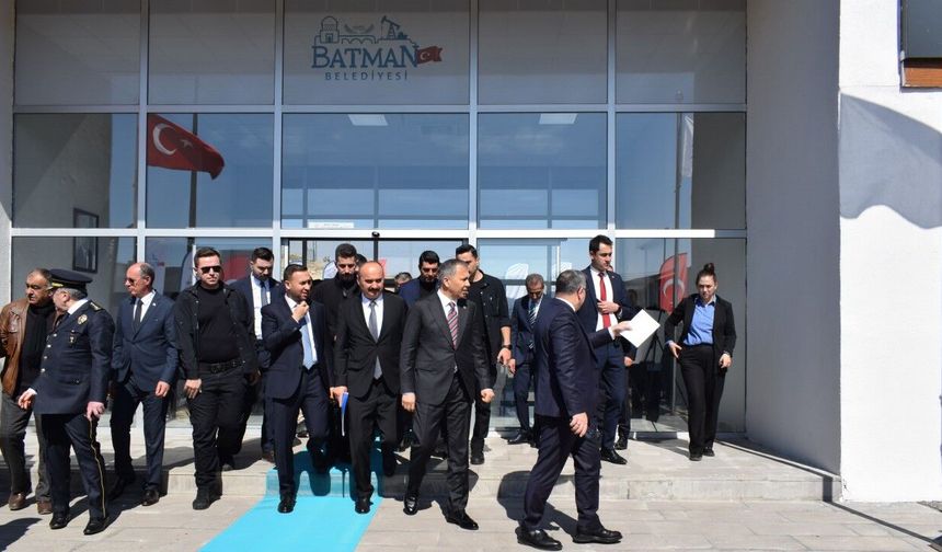 Bakan Yerlikaya: Hayvanları Koruma Kanunu’nun uygulanmasıyla ilgili tüm hazırlıklarımızı tamamladık
