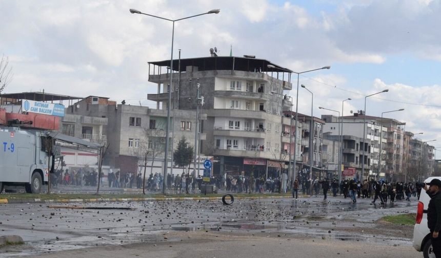 Batman ve Tunceli’de nevruz kutlandı (2)