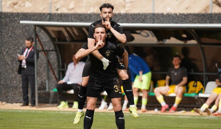 Muğlaspor şampiyonluk kapısını araladı