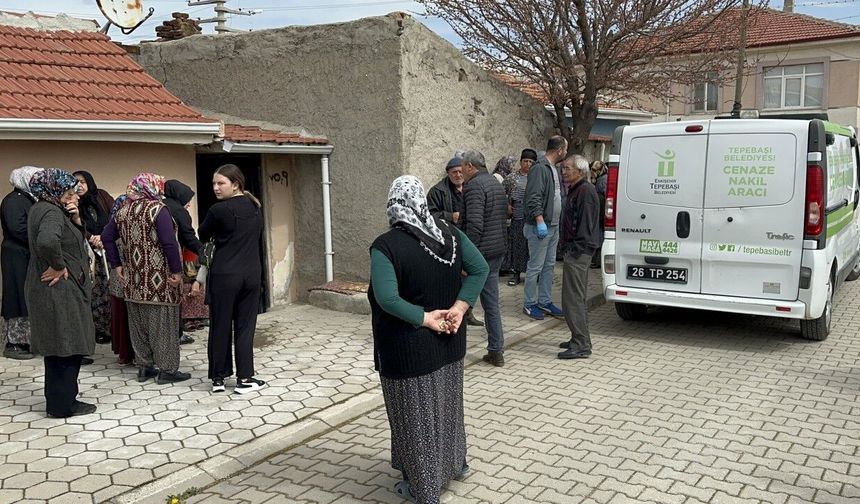 Oğlunu evde ölü buldu