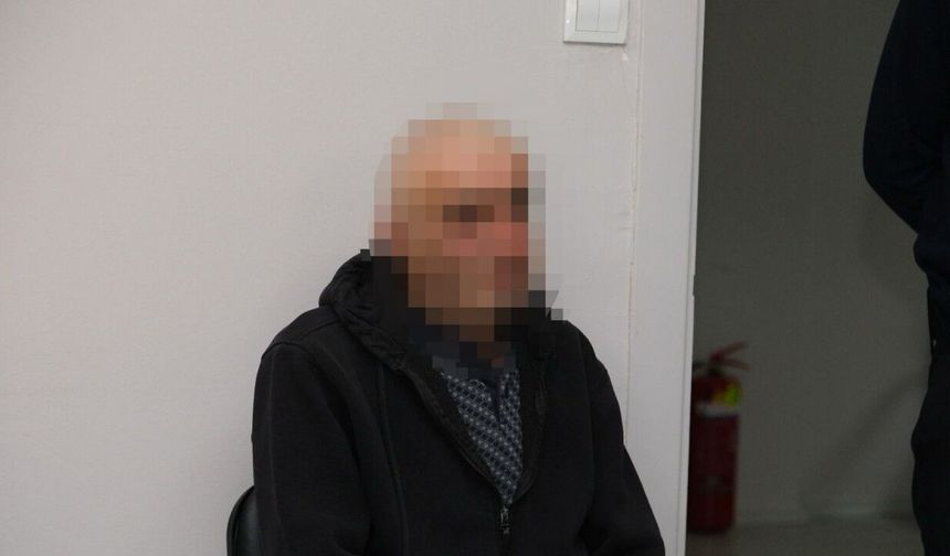 Yalova'da dilencinin üzerinden çıkan 164 bin lirayı 6 zabıta personeli saydı