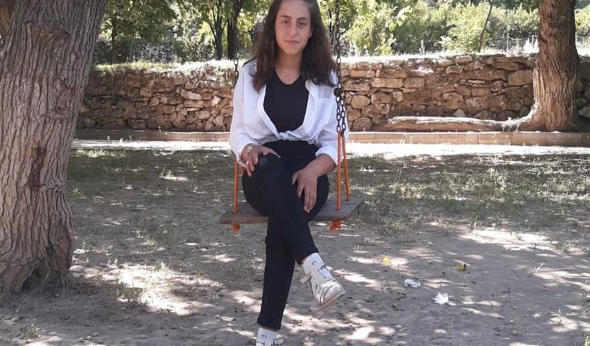 16 gündür kayıp olan 14 yaşındaki Gülçiçek, ailesine videolu mesaj gönderdi