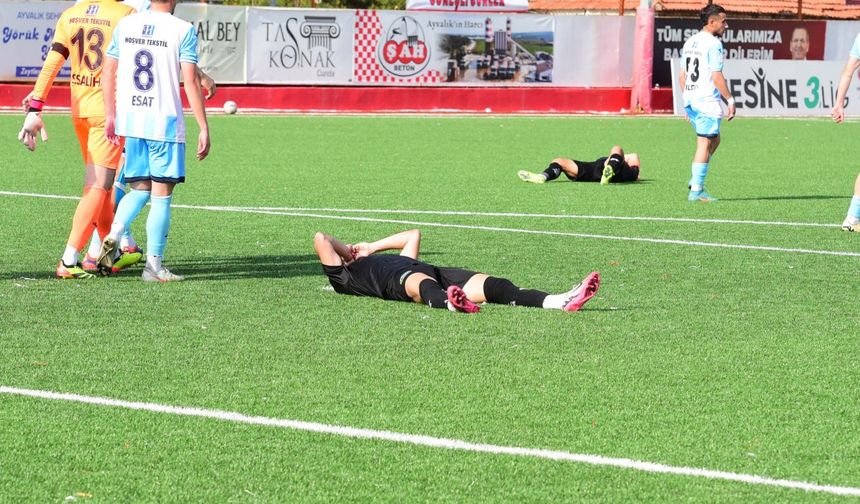 Ayvalıkgücü - Pazarspor / Fotoğraflar