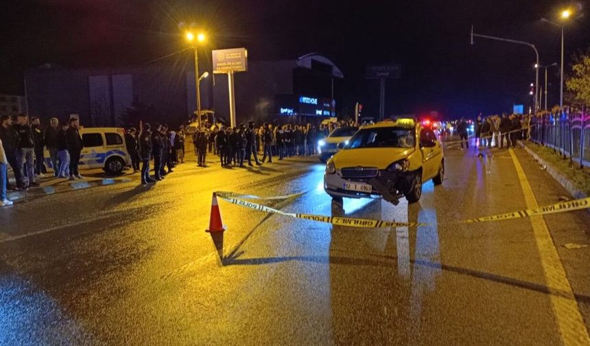 Bingöl'de taksinin çarptığı üniversiteli kız öğrenci ağır yaralandı