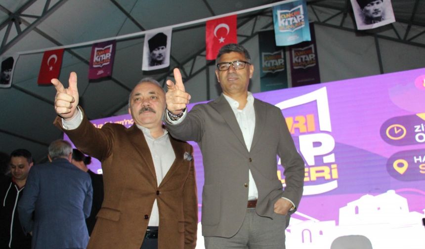 Milli atıcılar, Çankırı Kitap Günleri'nde gençlerle buluştu