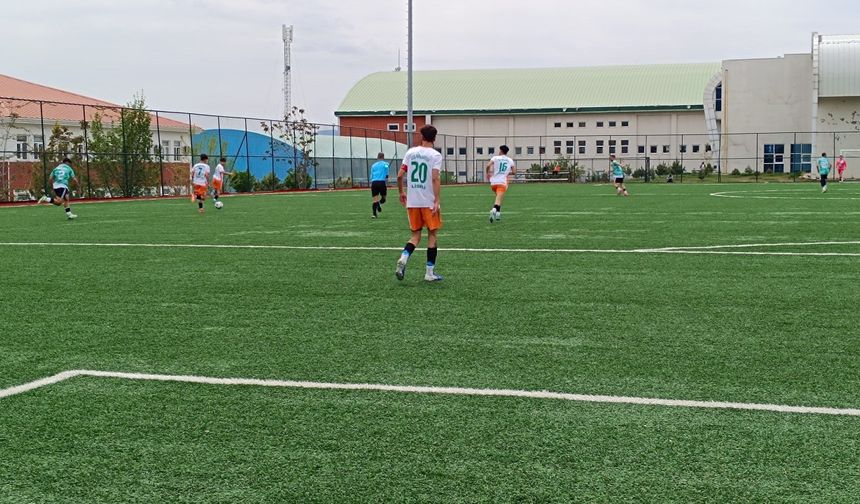 YURTLİG Doğu Anadolu Futbol Grup Müsabakaları, Bingöl'de başladı