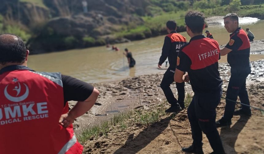 Çayda kaybolan Mustafa için arama çalışması başlatıldı