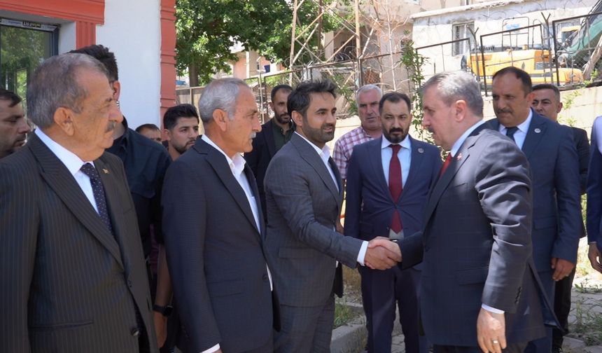 Destici: Hepsi silahlarını bırakacak ki o zaman örgüt silah bırakmış olacak