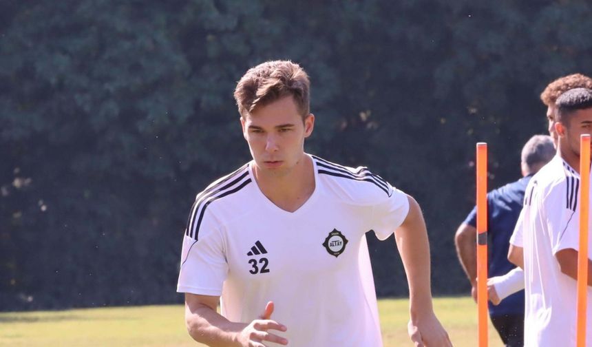 Altay'da Arda Gezer gidici