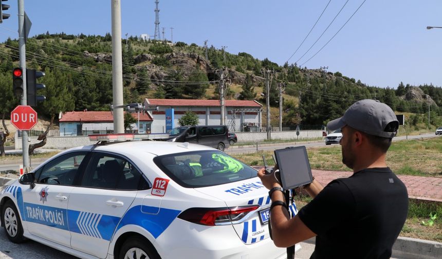 Burdur'dan 8 saatte 30 bin araç geçti