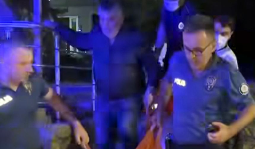 Otelde birlikte kaldığı arkadaşını bıçakladı