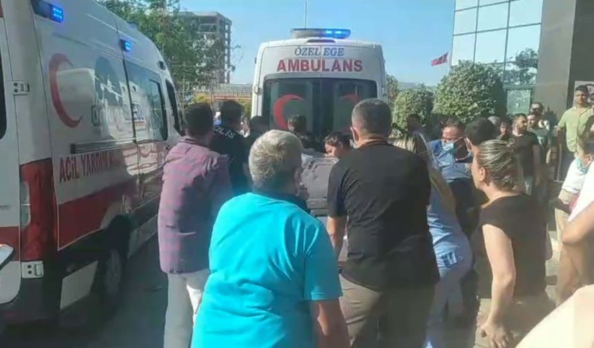 Plastik fabrikasının deposunda yangın çıktı; dumanların sardığı hastanedeki hastalar tahliye edildi (2)- Yeniden