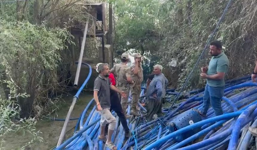 Dinamoyu tamir etmek isterken elektrik akımına kapılarak öldü