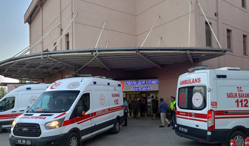 Emekli polis, mesire alanında karşılaşıp tartıştığı 3 husumetlisini tabancayla vurdu