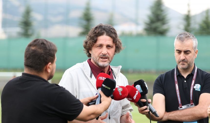 Fatih Tekke: Transferlerin biraz daha hızlı gelmesini istiyorum