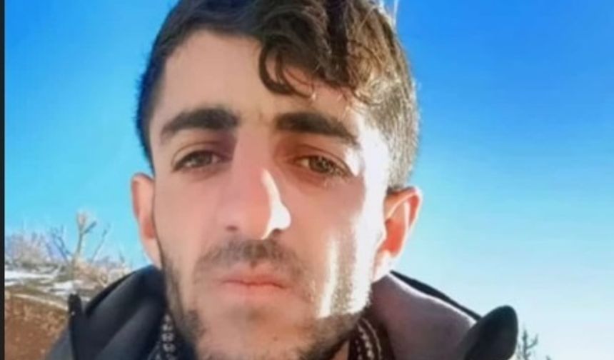 Bitlis'te derede balçığa saplanan genç boğuldu