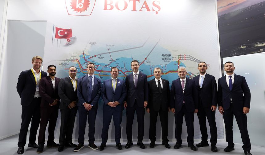 Bakan Bayraktar, İtalya'da temaslarına devam ediyor