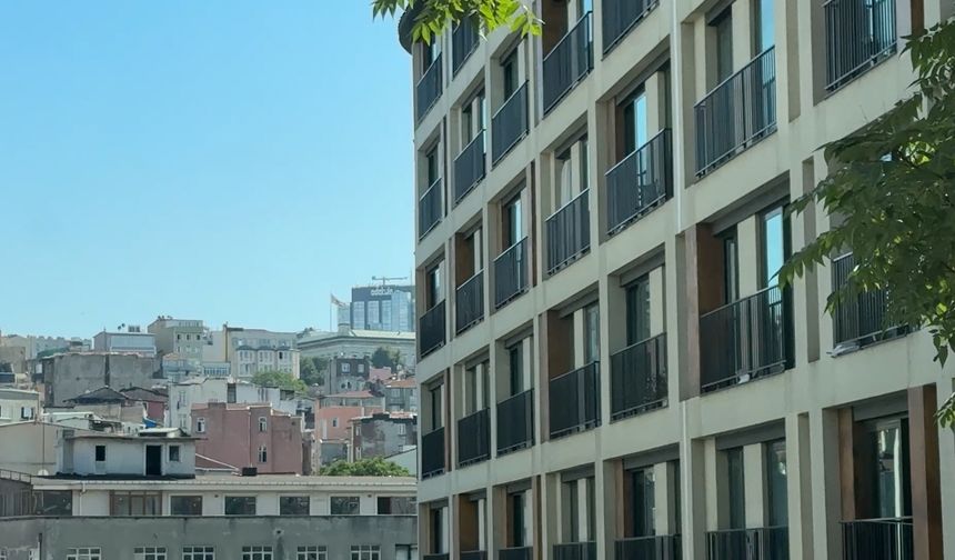 İstanbul - Beyoğlu'nda 20 yaşındaki Faslı kadın rezidansta ölü bulundu; erkek arkadaşı tutuklandı