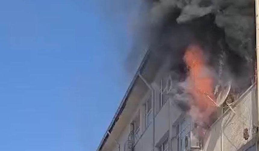 Şanlıurfa'daki Hilvan Hükümet Konağı'nda yangın