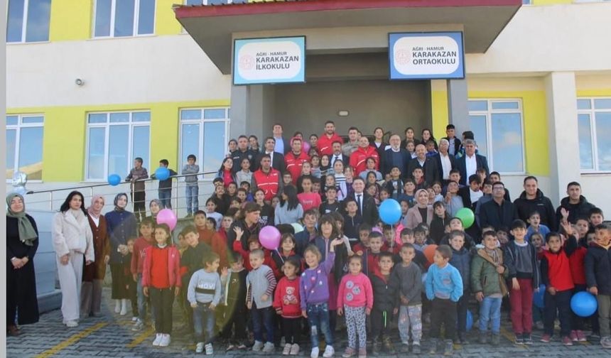 Hamur’da "Mutlu et, mutlu ol" projesi öğrencileri sevindirdi