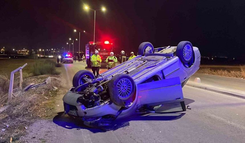 Karaman’da takla atan otomobil ters döndü: 2 yaralı