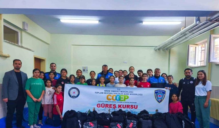 ’Niğde Gençlerine Sahip Çıkıyor’ projesi kapsamında spor etkinlikleri düzenlendi