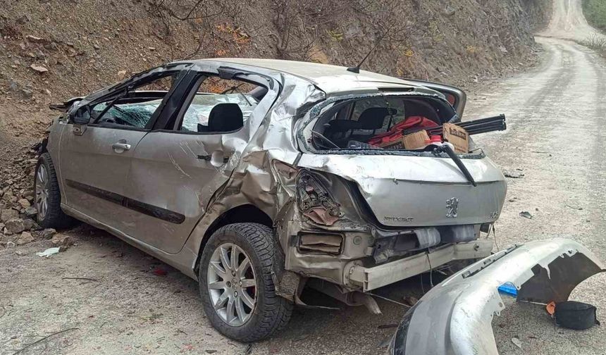 Otomobil uçuruma yuvarlandı, kaza gün ağarınca ortaya çıktı: 1 ağır yaralı