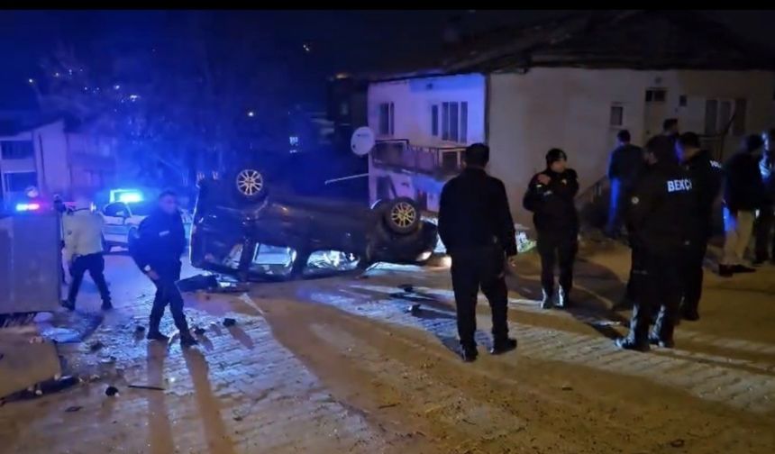 Takla atan araçtaki 5 kişi yaralandı