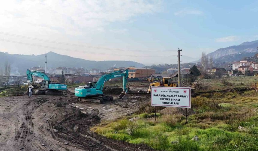 Adalet Sarayı için ilk kazma vuruldu