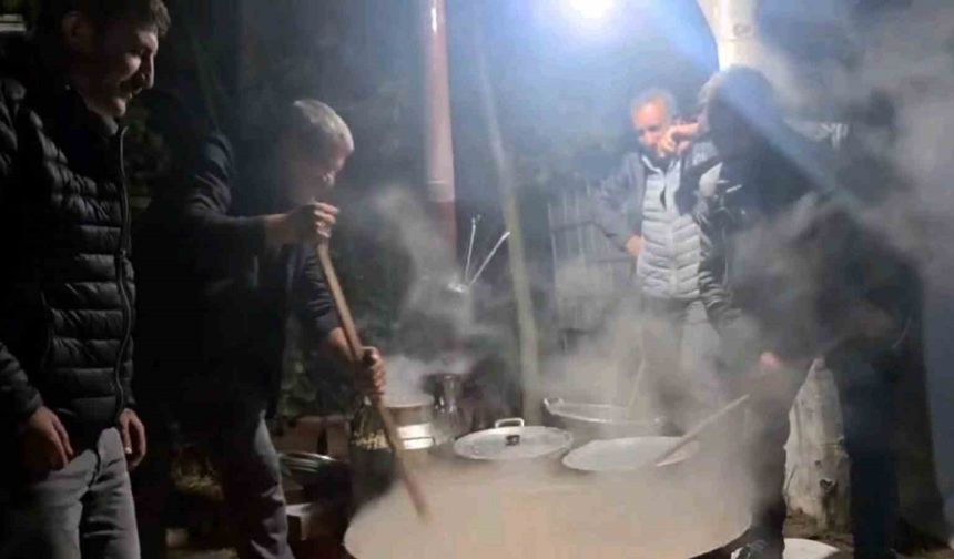 Ağrı’nın geleneksel Halise lezzeti Edirne’de ilgi gördü