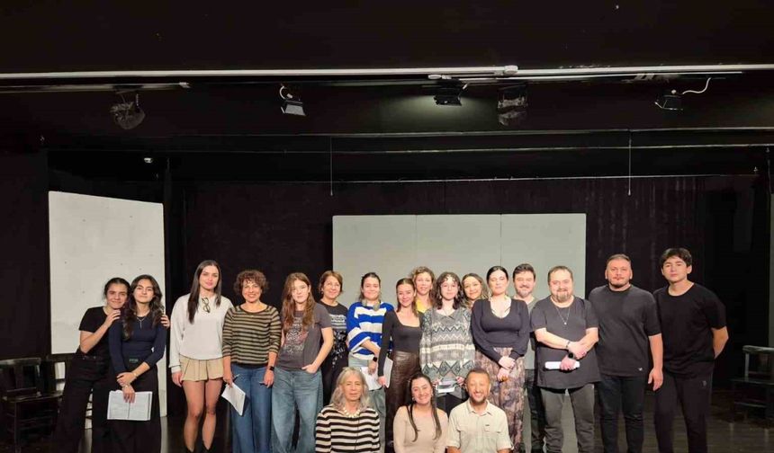 Art Bridge International Workshop Sahne Tozu Tiyatrosu’nda başladı