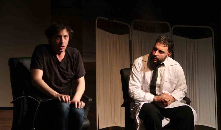 Bağımlılık Farkındalığı Tiyatro Oyunu Fethiye’de Öğrencilerle Buluştu