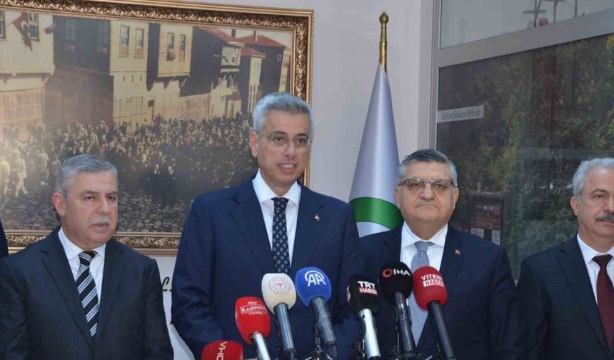 Bakan Memişoğlu’ndan vatandaşa çağrı: "Ambulanslara yol verin"