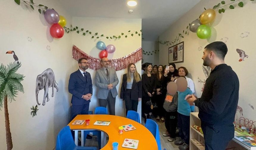 Burhaniye Uygulamalı Bilimler Fakültesi’nden özel çocuklara oyun alanı desteği