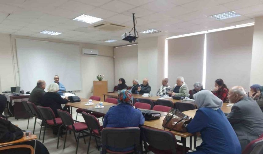 Edremit Devlet Hastanesi’nde diyabet eğitimi programı tamamlandı