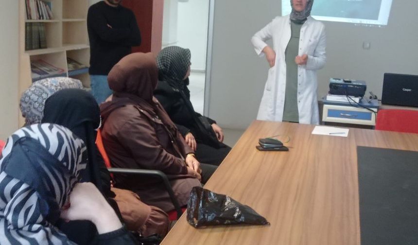 Elazığ’da vatandaşlara sağlık bilgilendirmesi