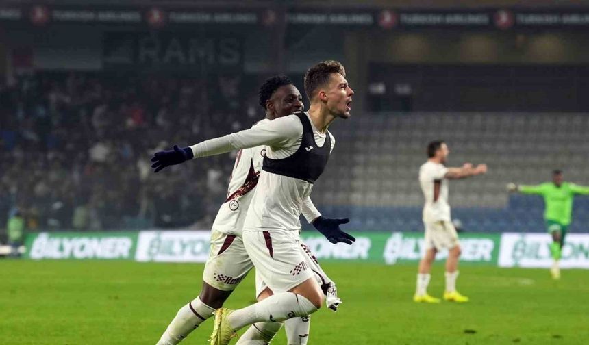 Ernest Muçi Beşiktaş’ı bekliyor