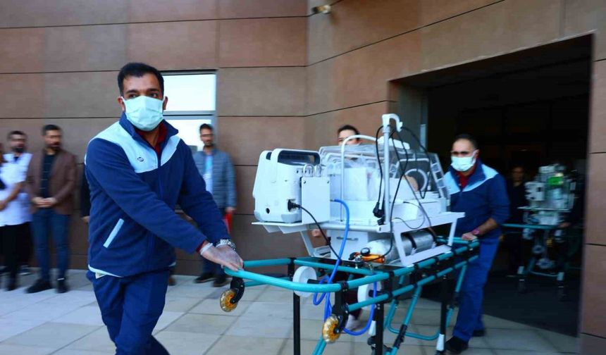 Fethi Sekin Şehir Hastanesi’nde deprem ve yangın tatbikatı