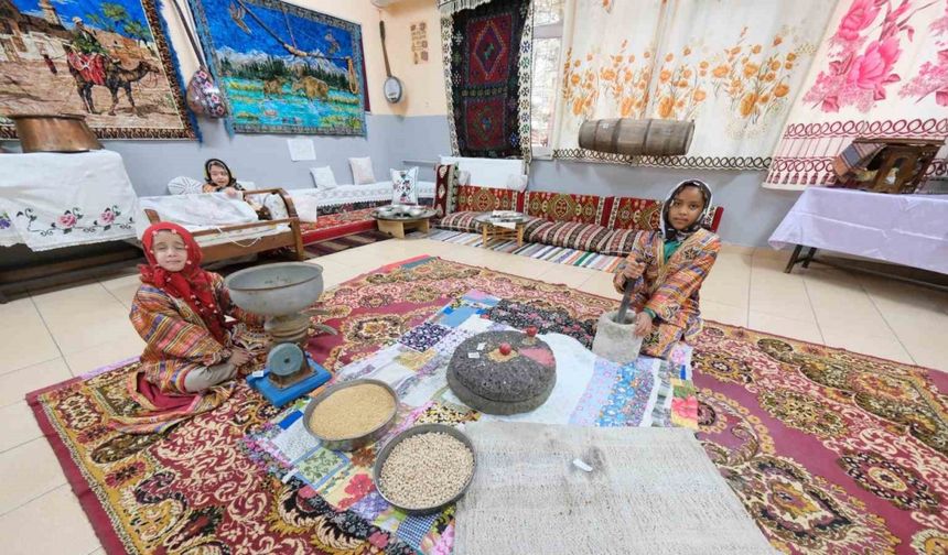 Gürün’de ’unutulan eşyaların dili’ sergisi ilgi gördü