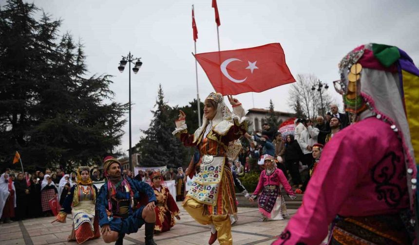 İlk Türk kadın mitinginin 106’ncı yıl dönümünde, birlik ruhu yeniden yaşatıldı